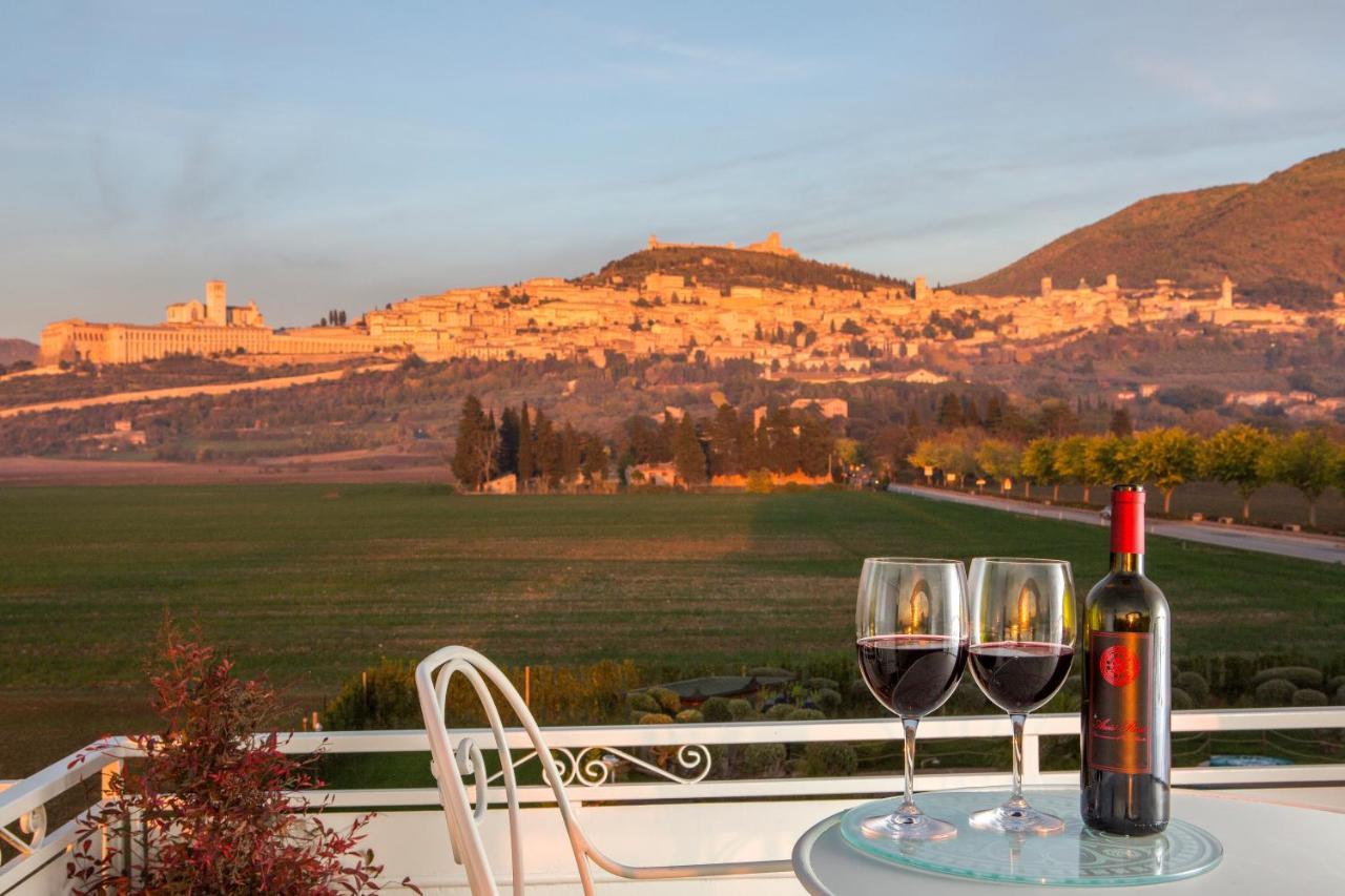 Unica Assisi Agri-Charming House Bed & Breakfast Exterior photo