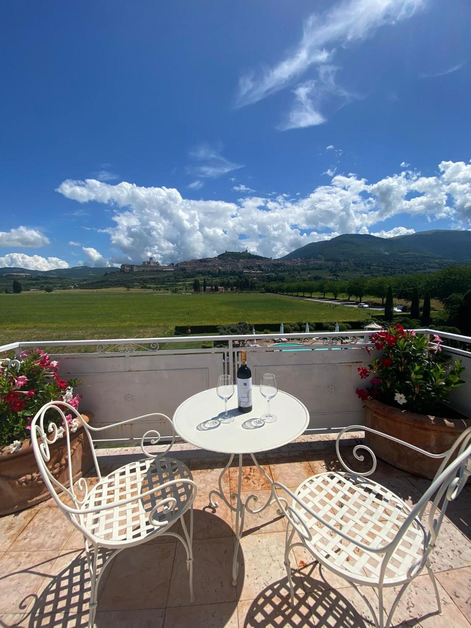 Unica Assisi Agri-Charming House Bed & Breakfast Exterior photo
